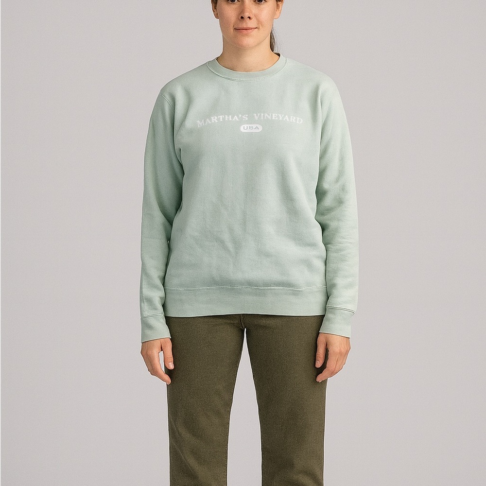 Martha's Vineyard Size Medium Mint Green Crewneck Sweatshirt